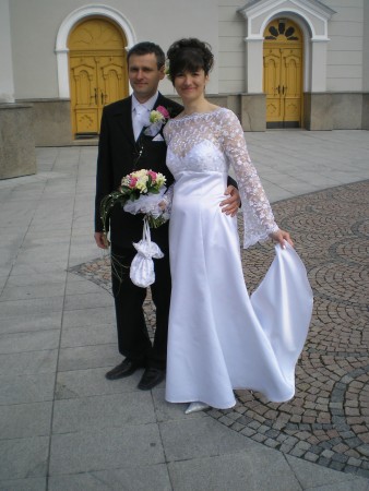 Svadobné šaty s vlečkou